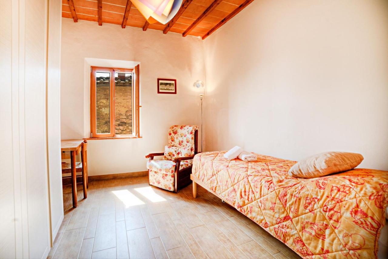 Certosa House Apartment Siena Bagian luar foto